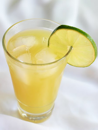 Tropical Breeze Cocktail